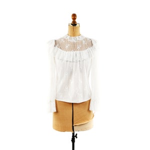 Vintage 70s 80s Sheer White Mesh Floral Romantic Ruffle Victorian Style Blouse Top M