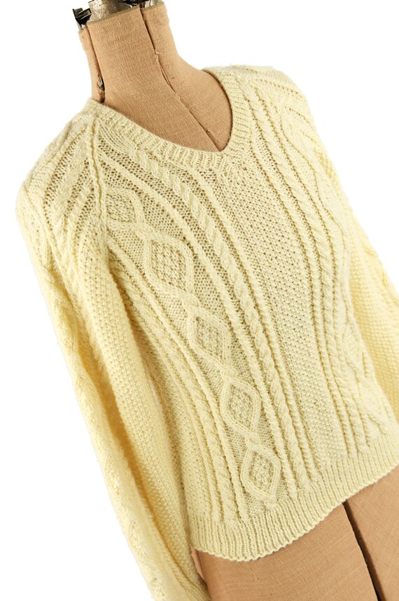 Vintage 70s Cream Chunky Cable Knit Soft Acrylic … - image 3