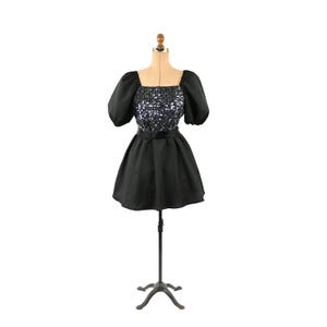 Vintage 80s Black + Silver Metallic Sequin Puff Sleeve Evening Mini Prom Party Dress S