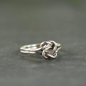 Vintage 70s Sterling Silver Double Knot Simple Stacking Ring 6