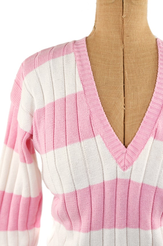 Vintage 70s 80s Pink + White Collegiate Stripe V … - image 2