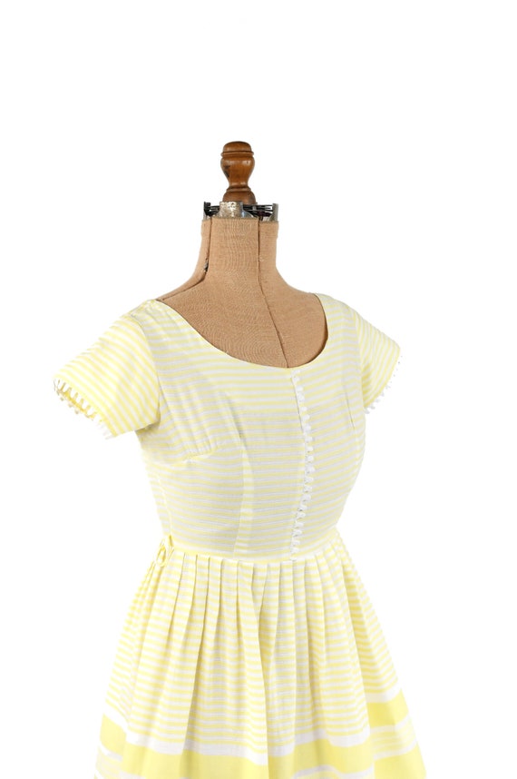 Vintage 60s Semi Sheer Cotton White + Yellow Cott… - image 3