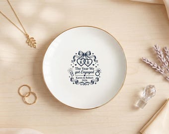 Personalized Engagement Ring Dish, Custom Couple Name and Date Jewelry Tray, Wedding Keepsake, Romantic Gift for Her