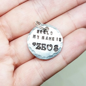 Hallo Is mijn naam Pet ID naam label - ID van de hond Tag - kat Tag - Gepersonaliseerde Pet ID Tag - aangepaste gegraveerd - kat of hond naamlabels - unieke kat Tag