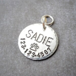 Dog Tags for Dogs, Dog ID Tag, Dog Name Tag, Dog Tag, Engraved Dog Tag, Custom Pet Tag, Personalized Pet Tag, Custom Dog Tag, Circle Dog Tag