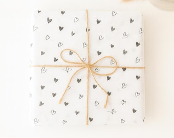 Herz Seidenpapier 10er Set Schwarz-Weiß | Geschenkpapier 35×50 cm | 22 g/m2 | Verpackungspapier | Handmade Verpackung | Verpackungszubehör
