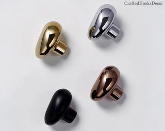 Tiradores modernos para armarios y muebles minimalistas: Tiradores para cajones en oro, cromo, negro y oro rosa.