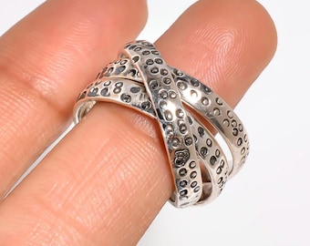 925 Sterling Silver Three Interlocking Puzzle Ring, Handmade Minimalist Ring