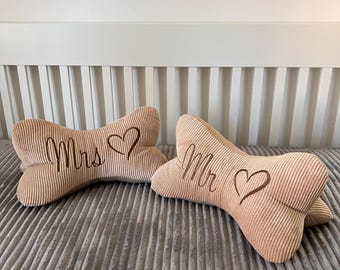 Leseknochen Lesekissen Nackenstütze Beinablage personalisiert Wunschname Wunschtext