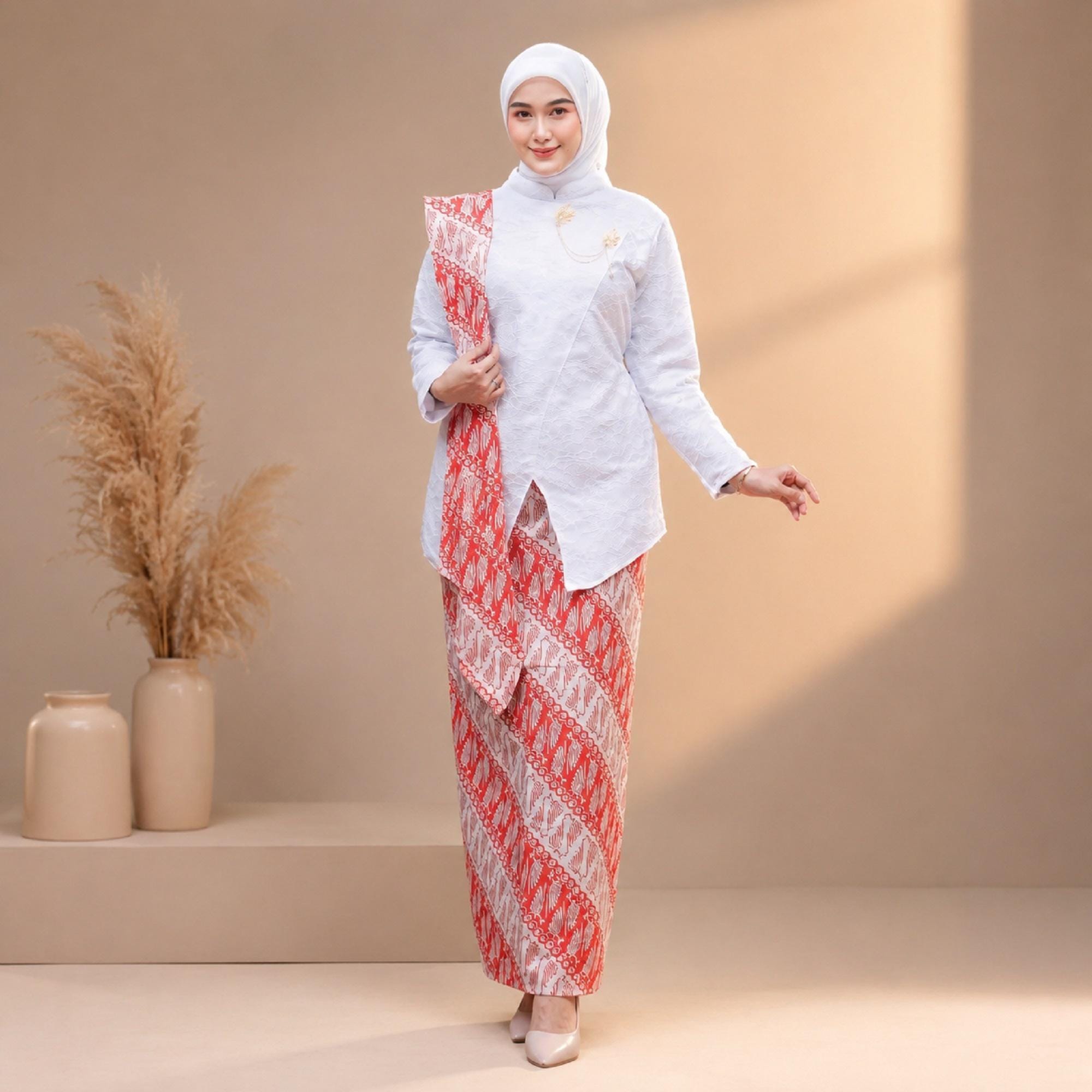 White Kebaya - Etsy