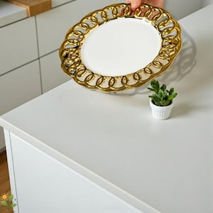 Gold Decorative Plate Set – Luxury Round & Square Table Chargers