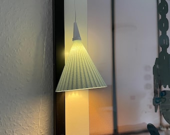 Origami lampshade for the well-known star for year-round use of the Christmas star, for socket A1e/A1b