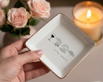 Personalized Beach Themed Ceramic Ring Dish, Custom Name Tropical Jewelry Tray, Hand-Drawn Engagement Gift