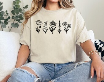 Wildflowers Sweatshirt, Flower Crewneck Sweatshirt, Floral Sweatshirt For Women, Flower Lover Sweatshirt, Flowers Hoodie, Women Gift