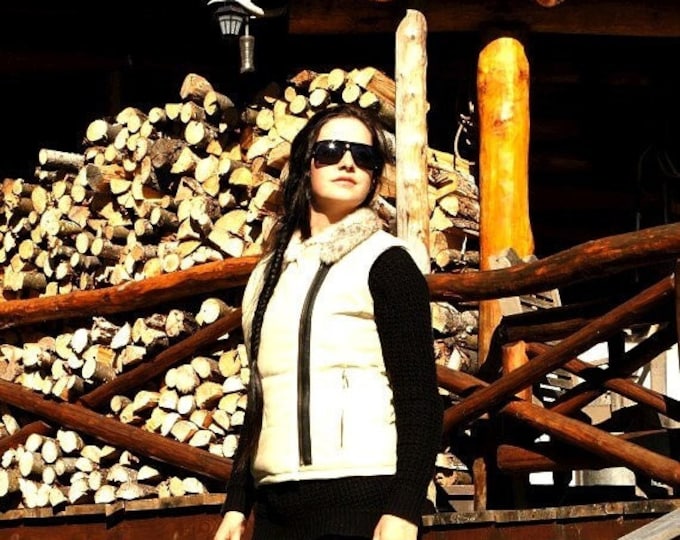 Ladies leather lamb sleeveless vest with mink collar