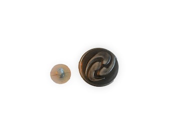 Metal jeans button