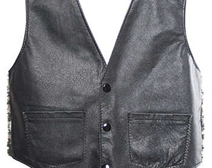 Sleeveless vest for children.