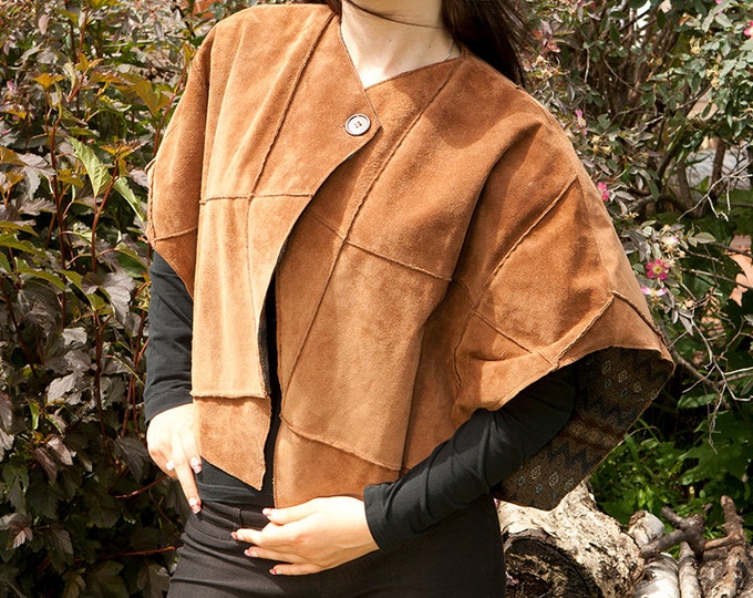 Rustic cape