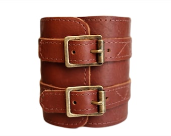 Leather bracelet