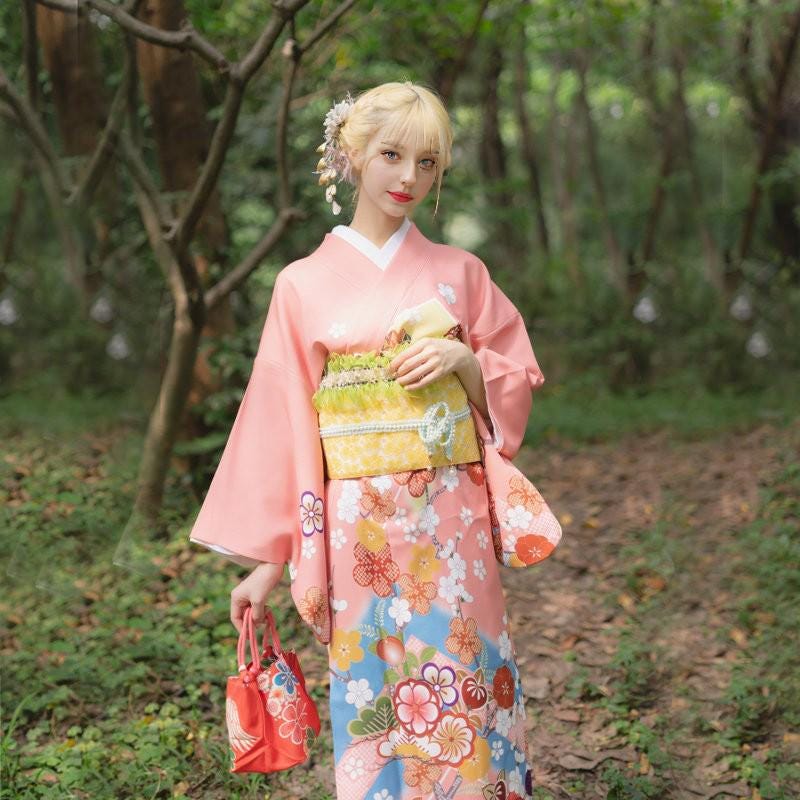 Pink Sakura Floral Furisode Kimono Set – Traditional Japanese