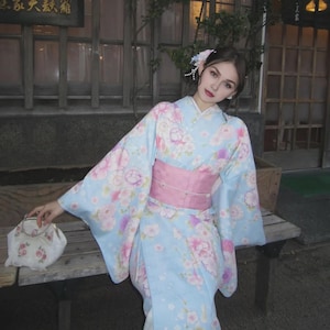 Pastell Sakura Yukata Kimono Set für Frauen