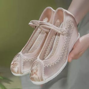 Women’s Mesh Hanfu Shoes – Handmade Embroidered Breathable Cloth Shoes with Soft Sole & Hidden Lift image 1