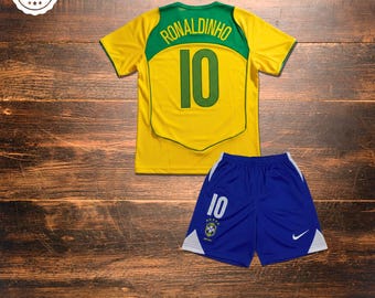 Brazil 2002 Kids Jersey Ronaldinho #10 – Yellow Blue Classic Football Kit Youth Set