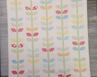 Morning Glory quilt pattern by Cluck Cluck Sew