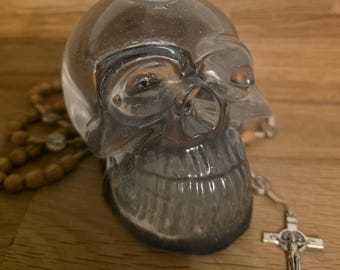 Skull with spider