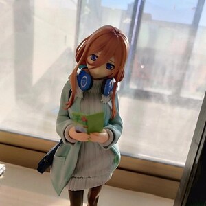 thumbnail image 2 of Qiancc The Quintessential Quintuplets Figures Anime Kneeling Figure Nakano Miku Action Figure School Swimsuit Style Model Statue Ornament Decoration 12cm 2 of 13