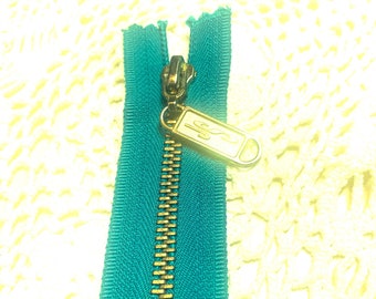 12" Teal Purse or Tote Bag Zipper 5mm Brass Teeth with Swinging Slider "JS" NOS ~ Teal/Dark Turquoise Color