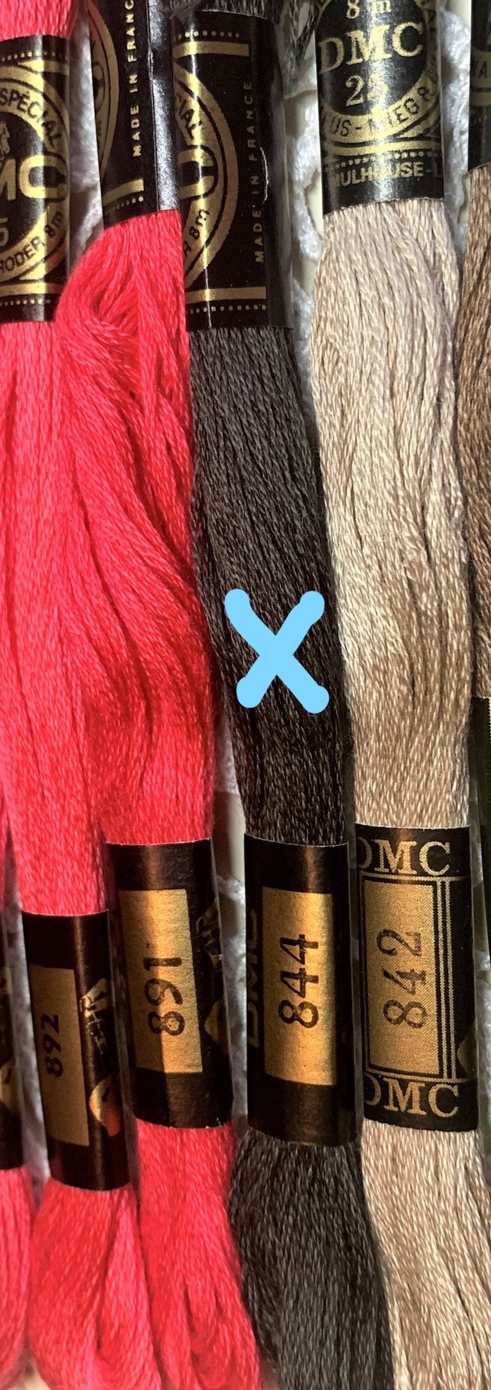 DMC® Pewter Finish Vintage Thread & Yarn Cutter