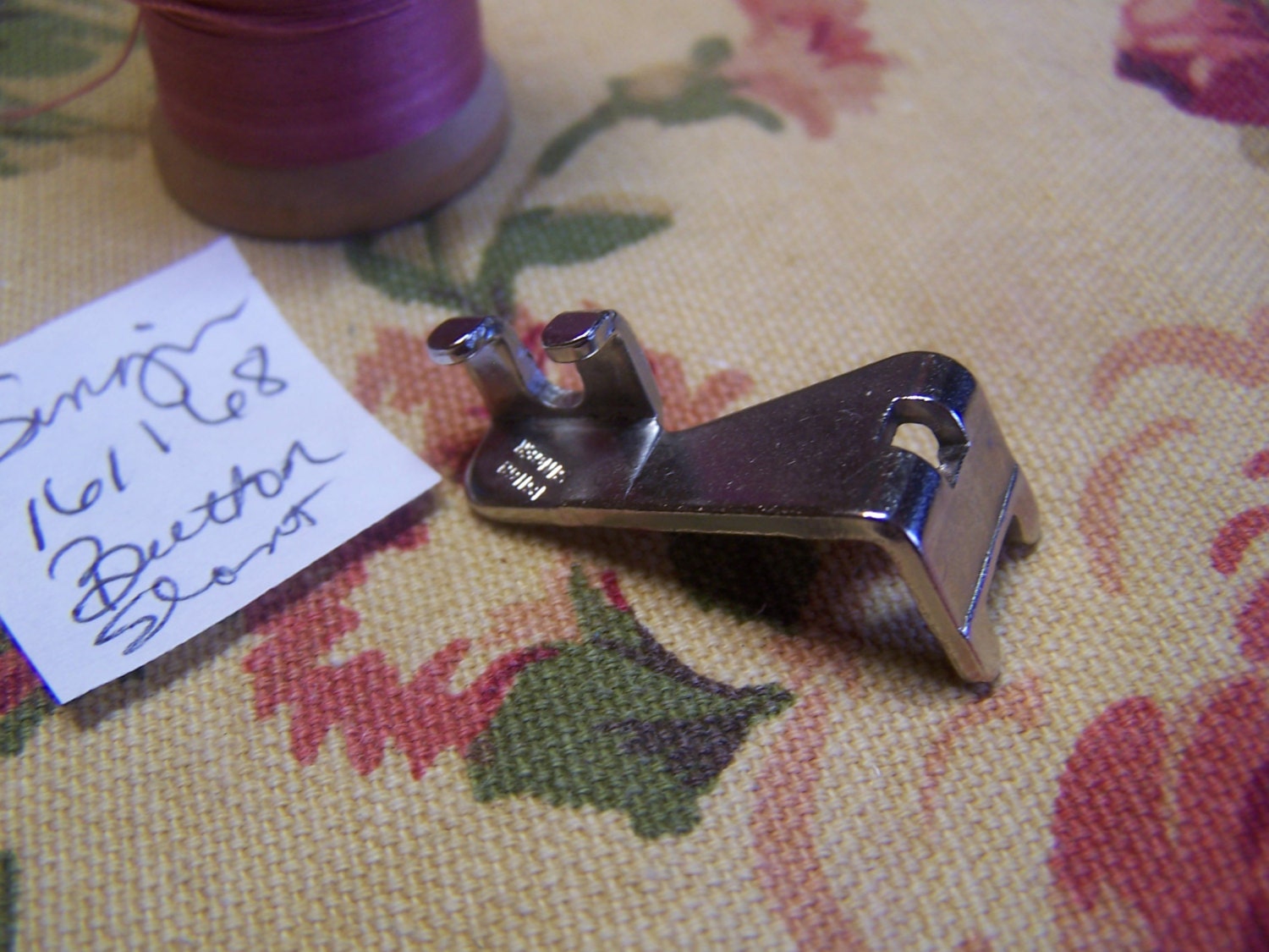 Singer Slanted Button Foot Attachment Vintage Singer 161168 Etsy