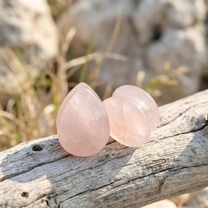 Natural Rose Quartz Teardrop Plugs, Pink Crystal Ear Gauges, Water Drop Stone Tunnels, Double Flared Organic Jewelry, Sold as Pair