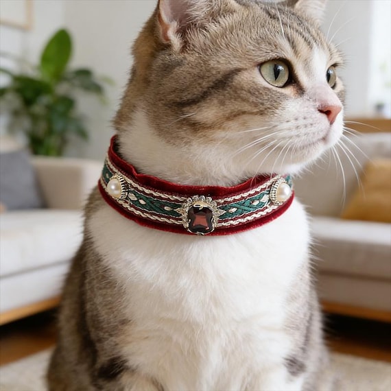 Vintage Royal Red Velvet Cat Collar, Embroidered Boho Pet Choker with Garnet Crystal & Pearls, Luxury Kitten Jewelry Gift, Renaissance Style
