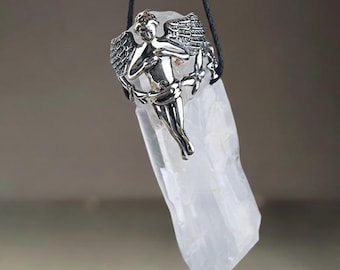 Sterlingzilveren engelenketting | Ruwe punthanger van helder kwarts | 925 zilveren beschermengelbedel | Helende kristallen sieraden | Geboortesteen