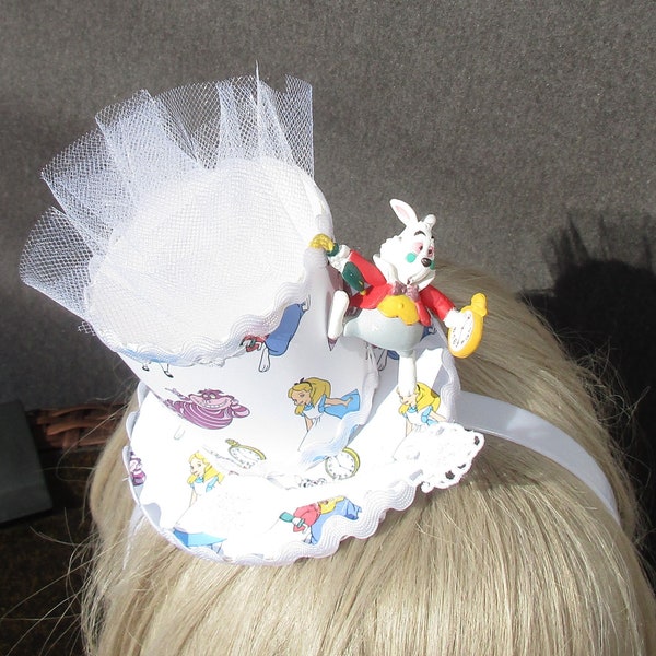 Alice in Wonderland Figures Teacup Mini Fascinator Party Hat