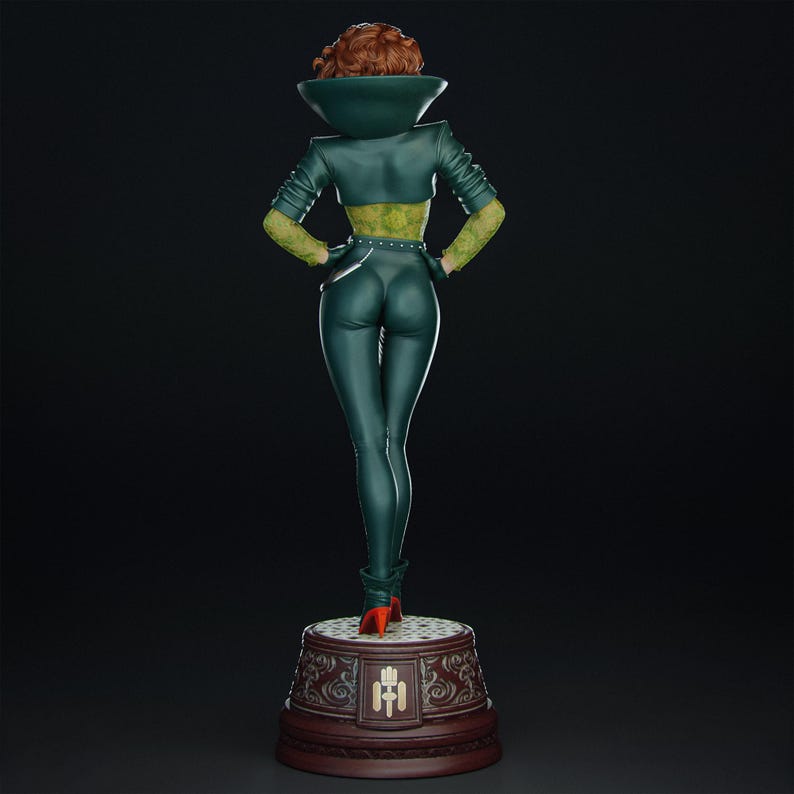 green bodysuit mutant figure