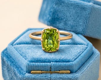 Cushion Cut Peridot Ring in Gold, Dainty August Birthstone Ring for Women, Green Gemstone Minimalist Ring, Unique Gift for Her