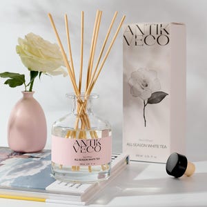 White Tea Reed Diffuser, Floral Citrus Scent, Home Fragrance (200ml, 90 Days Lasting)