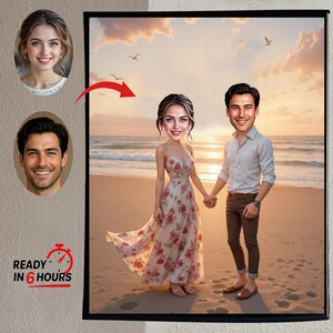 Op de afbeelding: Ingelijste karikatuurafdruk van een stel dat hand in hand op het strand staat bij zonsondergang. De vrouw draagt een bloemenjurk, de man een overhemd en broek. Bevat twee ovale portretten en de tekst "READY IN 6 HOURS."