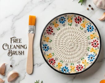 Hand Painted Ceramic Garlic Grater Bowl with Free Brush – Mexican Style Rub Plate – Handmade Ginger & Fruit Grater – Ceramic Kitchen Bowl