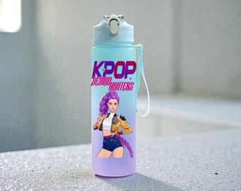 Botella de agua portátil HuntrX, artículos para beber al aire libre de Demon Hunters, vaso de agua de viaje Kpop, botella de fandom de personajes Chibi, regalo para fans de cosplay