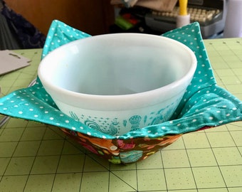 Digital Download Blooming Bowl Cozy PDF Sewing Pattern Reversible, 3 Sizes,  Unique Bowl Cozy Pattern 