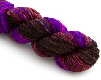 Mauve Majesty Gradient Hand Dyed Yarn, Aran Weight, 100% Wool, Gradient Yarn, Hand Painted, Purple Mauve Brown