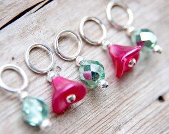 Flower Stitch Markers // Knitting Markers // Hot Pink and Mint Green // Flower Knitting Markers // Snag Free // Set of 5