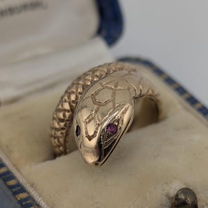 Vintage Solid 9ct Gold Ruby Eye Snake Ring | Solid Gold Coiled Textured Serpent