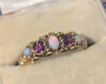 Antique 18ct Gold Ruby & Opal Ring - Victorian / Edwardian