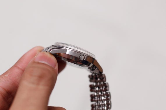 Serviced 1968 Seiko Automatic Silver Sunburst Men… - image 8