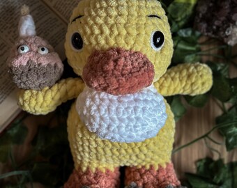 Peluche de ganchillo animatrónico de pollito / Peluche de juego de terror hecho a mano / Animal de peluche coleccionable